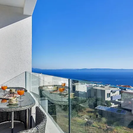 Holiday home Maslina With Heated Pool Makarska